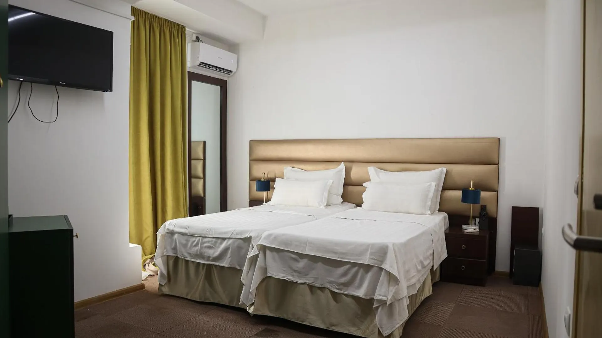 Отель Petit Palace Тбилиси